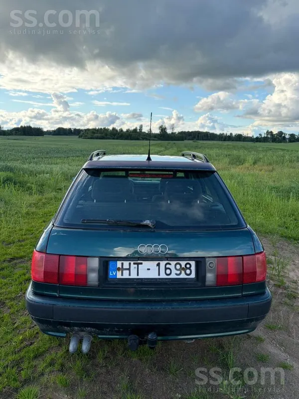 Audi 80