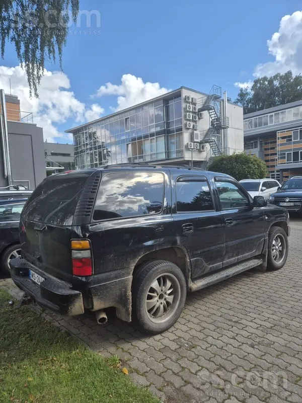 Chevrolet Super komfortabls plašs elegants un ērts auto ar 7