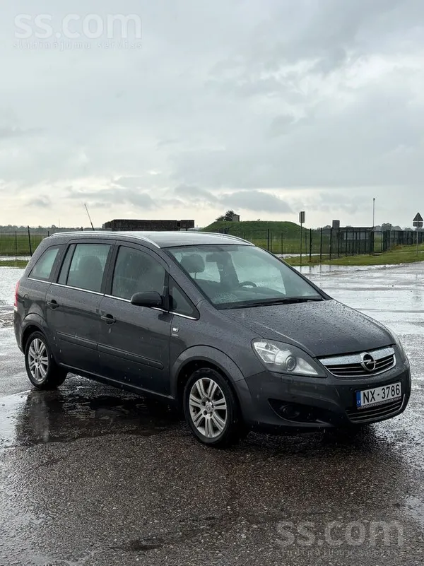 Opel Zafira