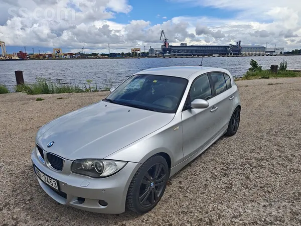 BMW 120