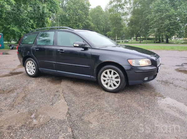 Volvo V50