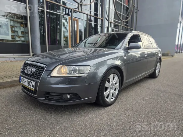 Audi 4900€
