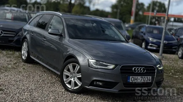 Audi A4 - 1