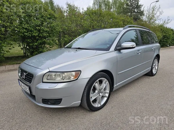 Volvo V50