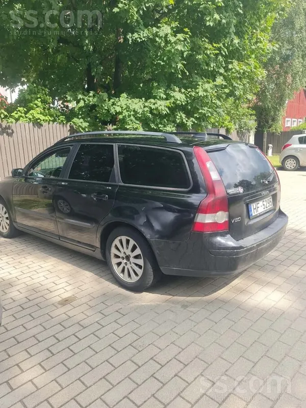 Volvo V50