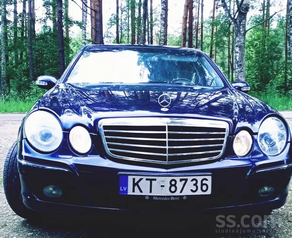 Mercedes E220