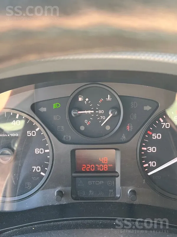 Peugeot Partner 1.6 Hdi dīzelis 55 kw 75 z. s. , 2013. gada modelis. Kopta un pieskatīta automašīna. Pirms iepriekšējās TA 20 ...