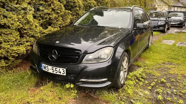 Mercedes C200