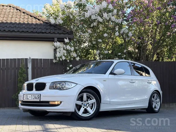 BMW 118