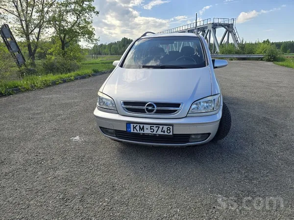 Opel Zafira
