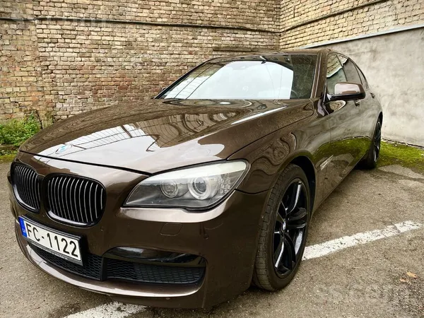 BMW Bmw M-pack F01 740d x-drive Individual. R20 Mpack 