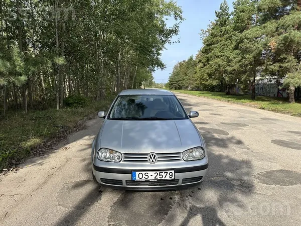 Volkswagen Pārdodu koptu un ekonomisku Volkswagen Golf 4 ar u