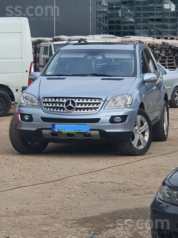 Mercedes ML320