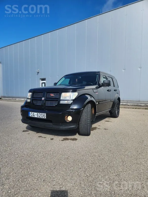 Dodge Uzticams apvidus auto, samērā nedārgs ekspluatācij