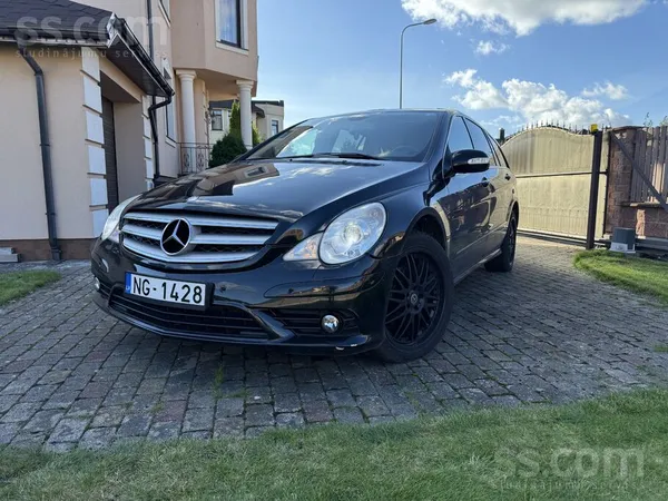 Mercedes В нормальном состоянии. Техосмотр без замечаний