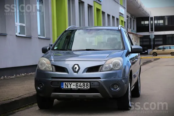 2.0d/110kW, mehānika, 4x4.

-Riepu spiediena kontrole. 
-Parkošanās sens.