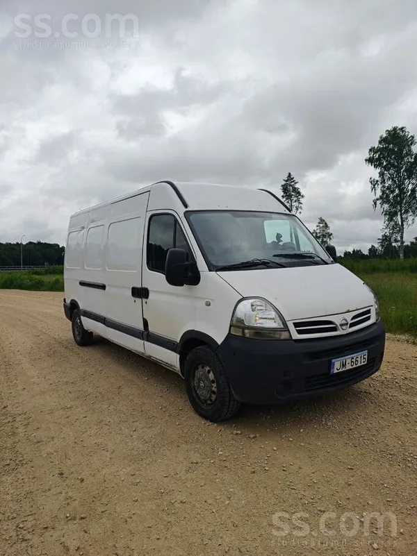 Nissan Pārdodu Nissan Interstar kravas busu garo un augst