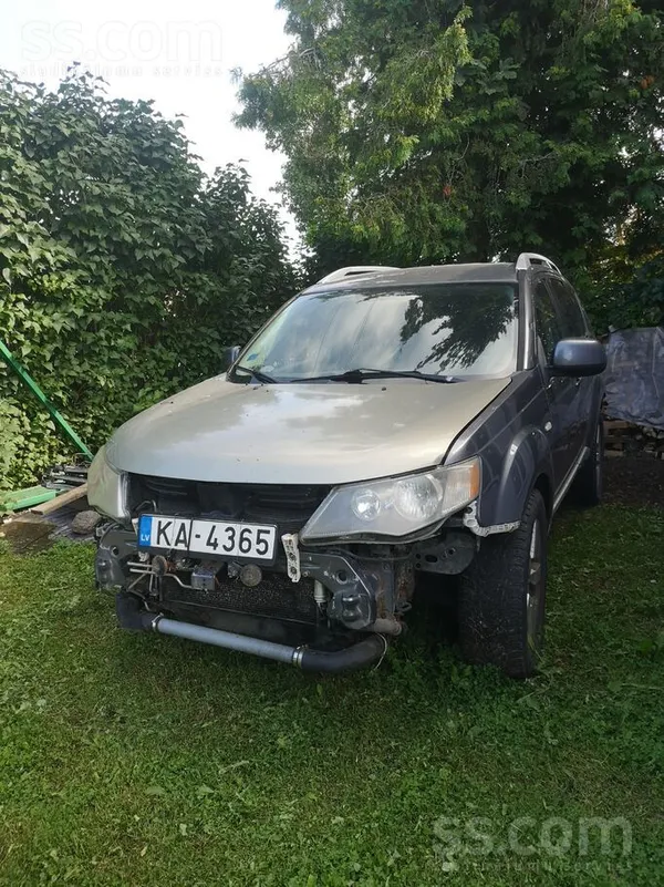 Mitsubishi Outlander