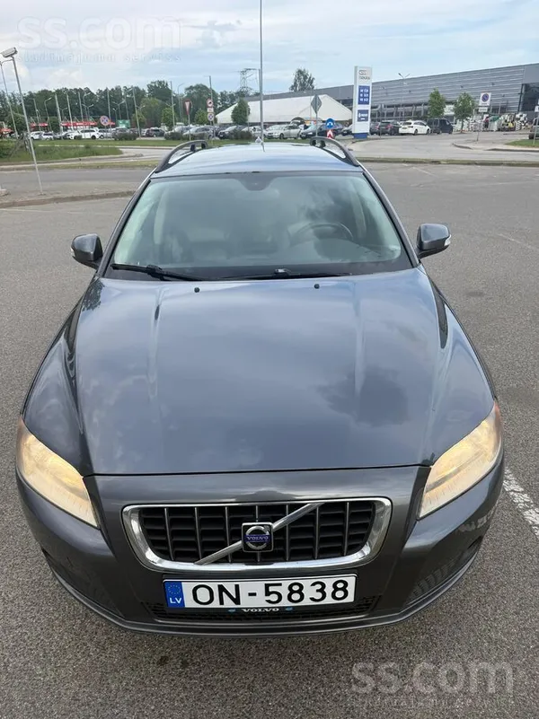 Volvo V70