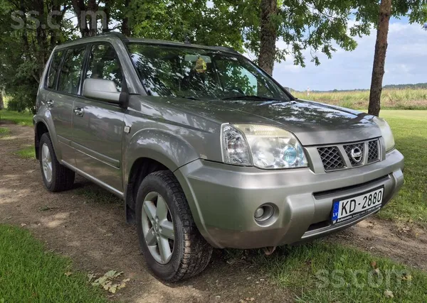 Nissan Pārdodu Nissan X-Trail 2.2, dīzelis. Manuālā ātrum
