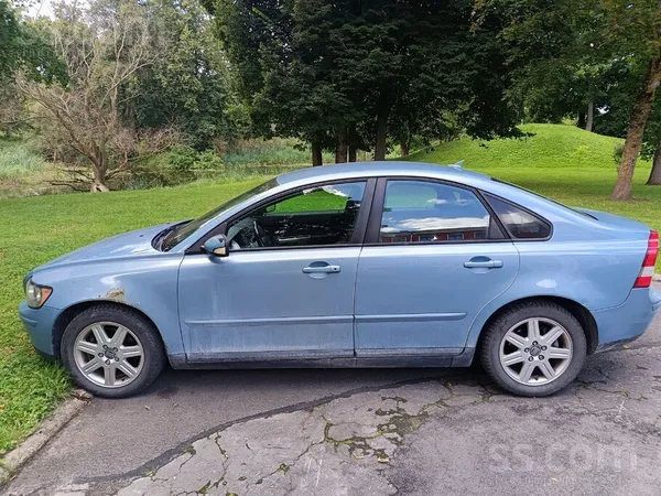 Volvo S40