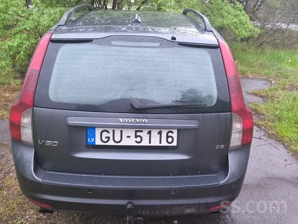 Volvo V50