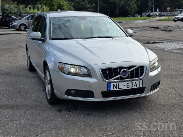 Volvo V70