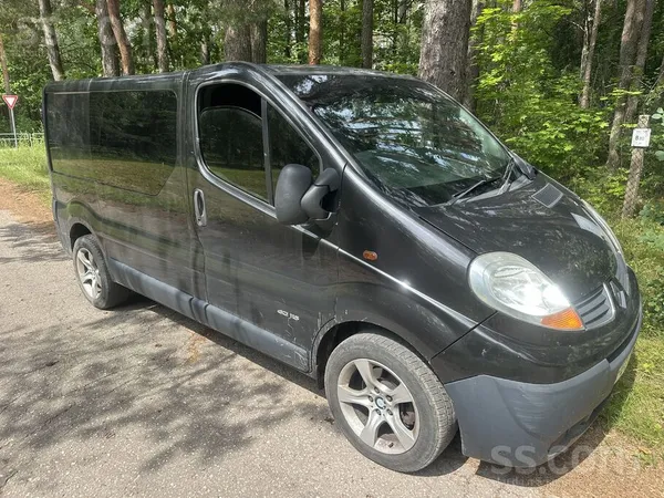 Renault Trafic - 1