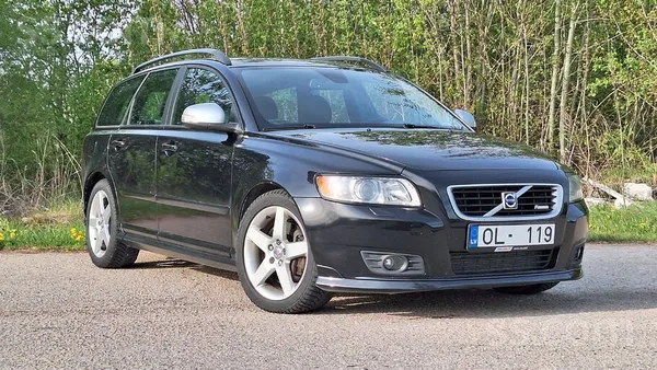 Volvo V50