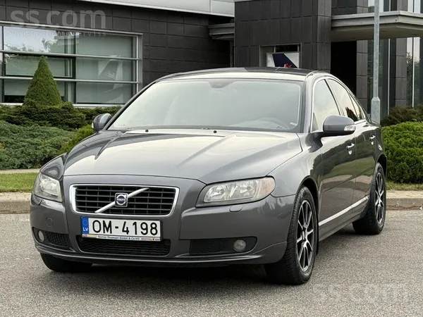 Volvo S80