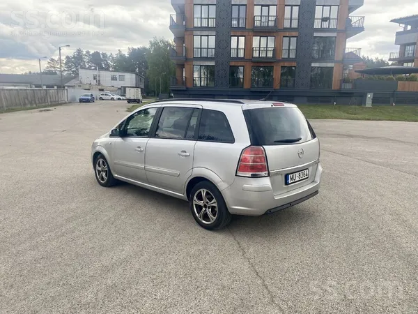 Opel Zafira