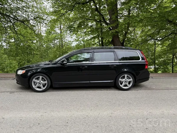 Volvo V70