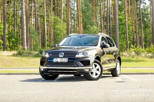 Volkswagen VW Touareg 3.0l dīzelis. 193kw 