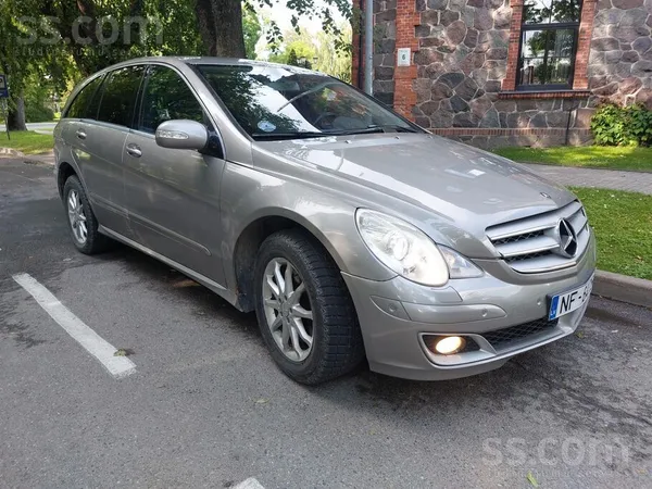 Mercedes R320