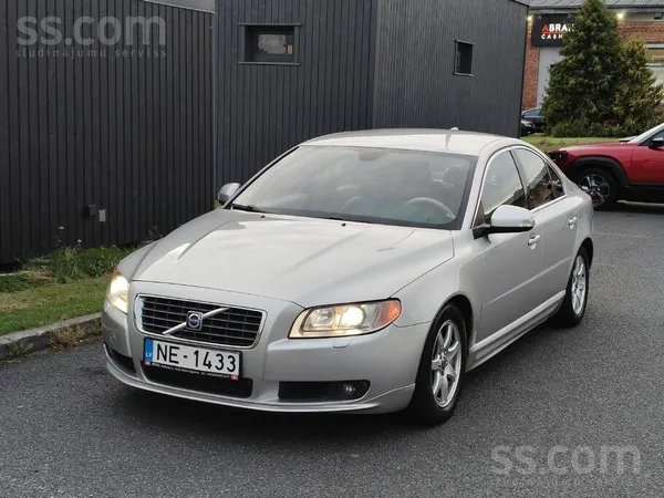 Volvo Absolūti jauna TA. Pārdodu Volvo S80 2.4D D5 120kw