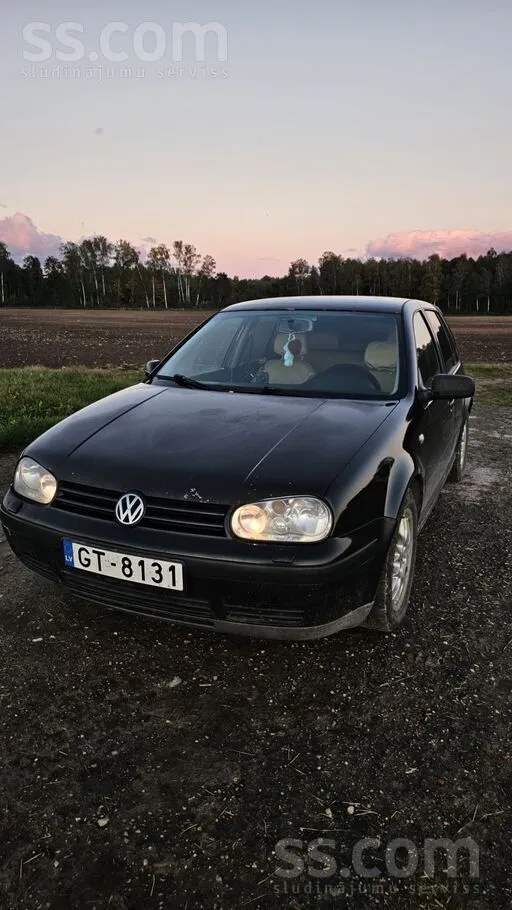 Pārdod dzīvu golfiņu. 
Tehniski labā stāvoklī. 
Svaiga skate. 
1.9 tdi 81
