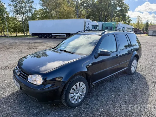 Volkswagen Golf 4 2001, 1.9D dīzelis, Manuāls, Universāls, Melns — Latvijā