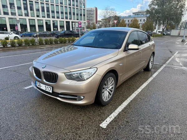 BMW 530