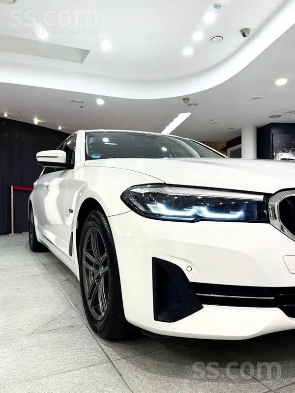 BMW 530