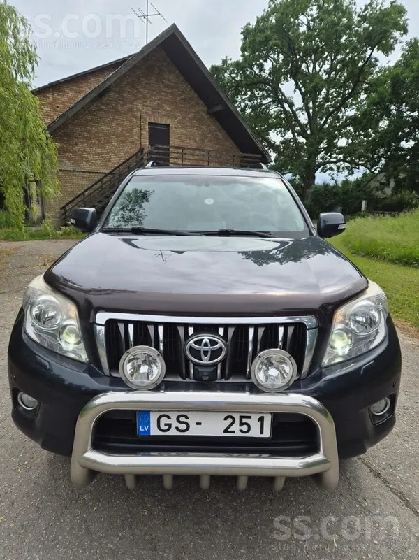 Toyota Land Cruiser