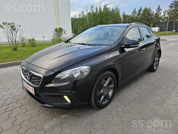 Volvo V40