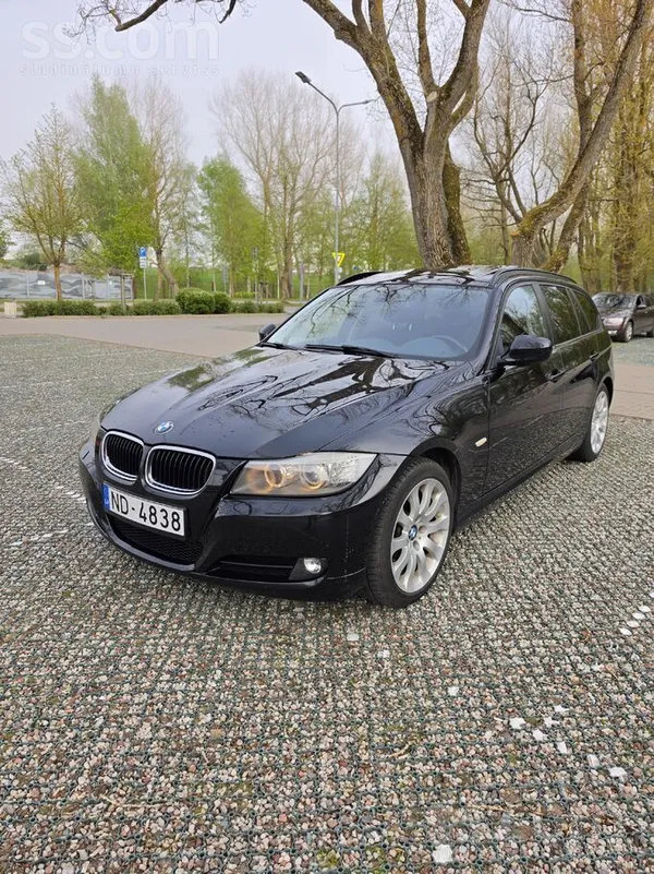 BMW 320