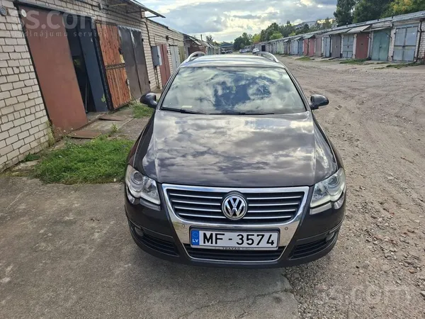 Volkswagen Passat (B6) - 1