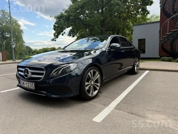 Mercedes E220