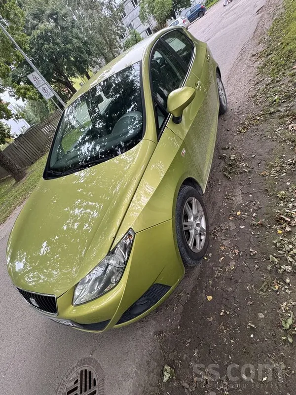 SEAT Pārdodu 2009. gada Seat Ibiza ar 1.4 benzīna dzinē