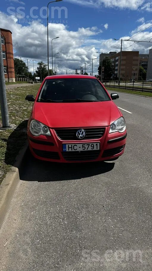 Pārdodu Volkswagen Polo 1.2 benzīns. 

Oriģinālais nobraukums – 76 584 km.