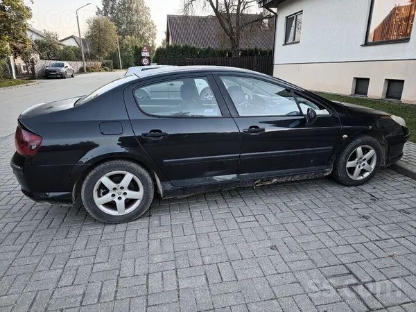 Braucams auto rezerves daļām. 2, 0 dīzelis, automāts. Ādas sēdekļi, 17 collu