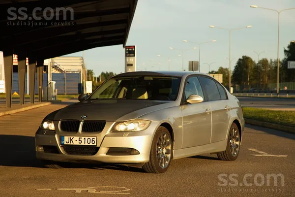 BMW 320