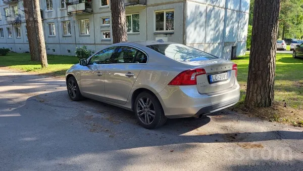 Volvo S60