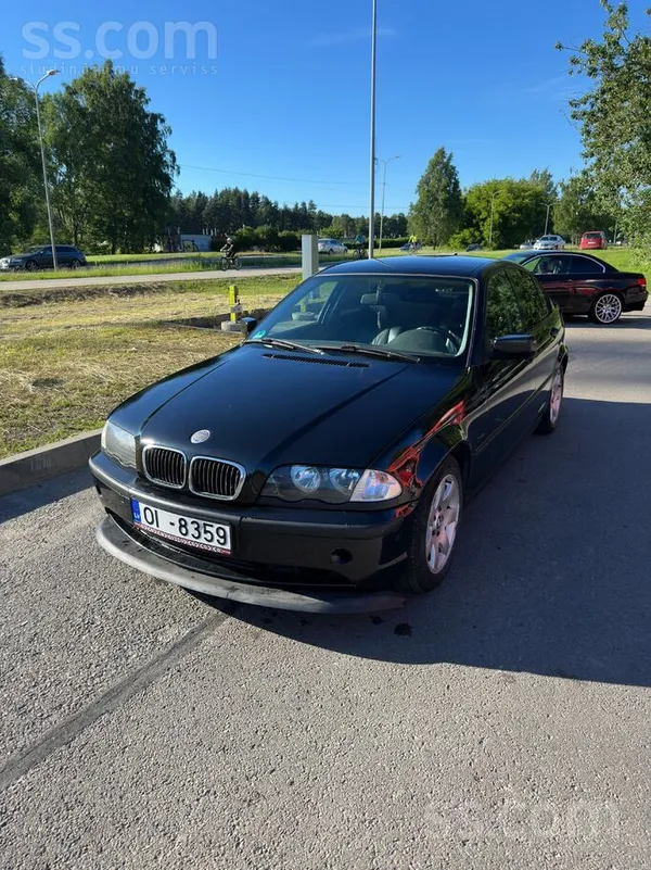 BMW 320
